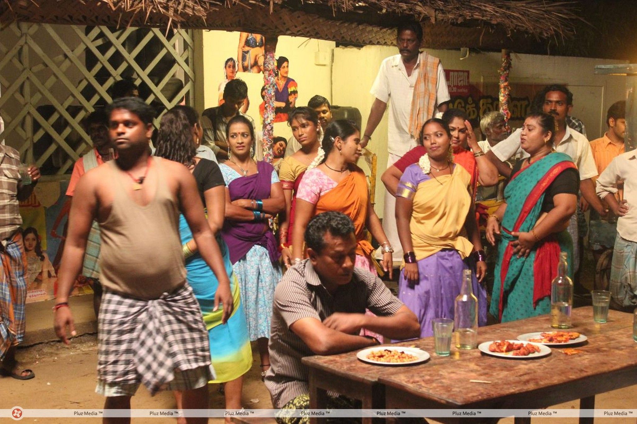 Nanbargal Kavanathirku Movie Shooting Spot Stills | Picture 287023