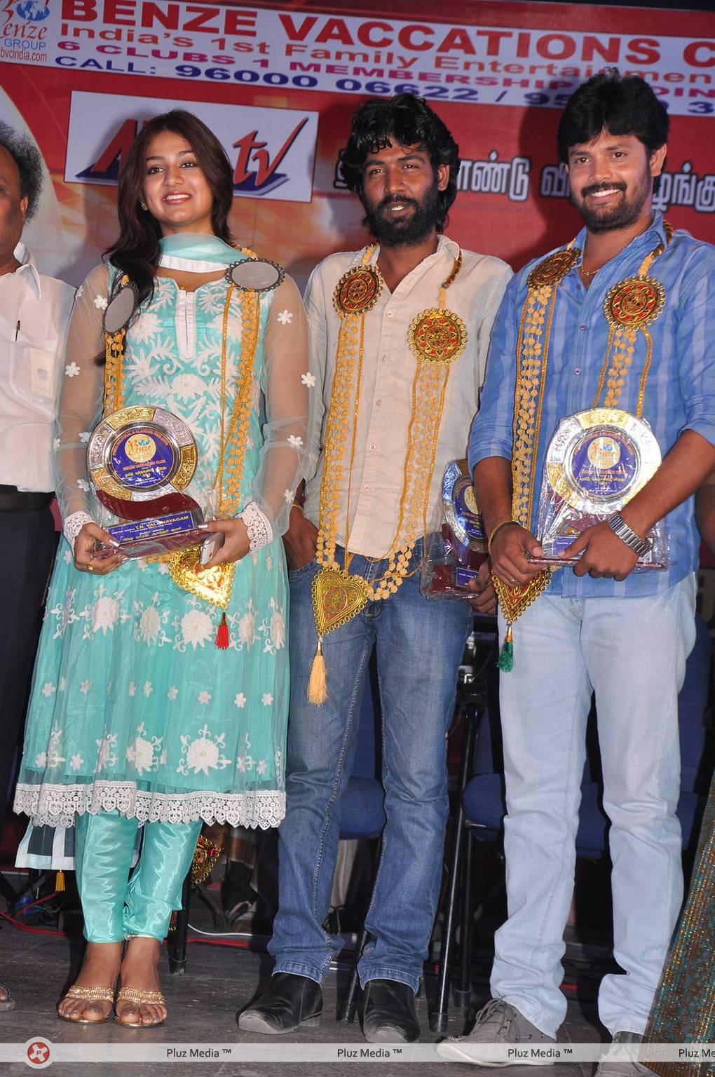 Benze Vaccations Club Awards 2013 Stills | Picture 427659