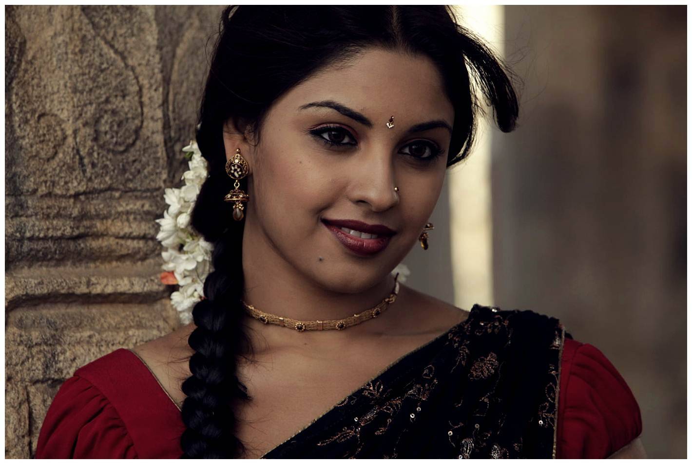 Richa Gangopadhyay in Osthi Movie Stills | Picture 433562