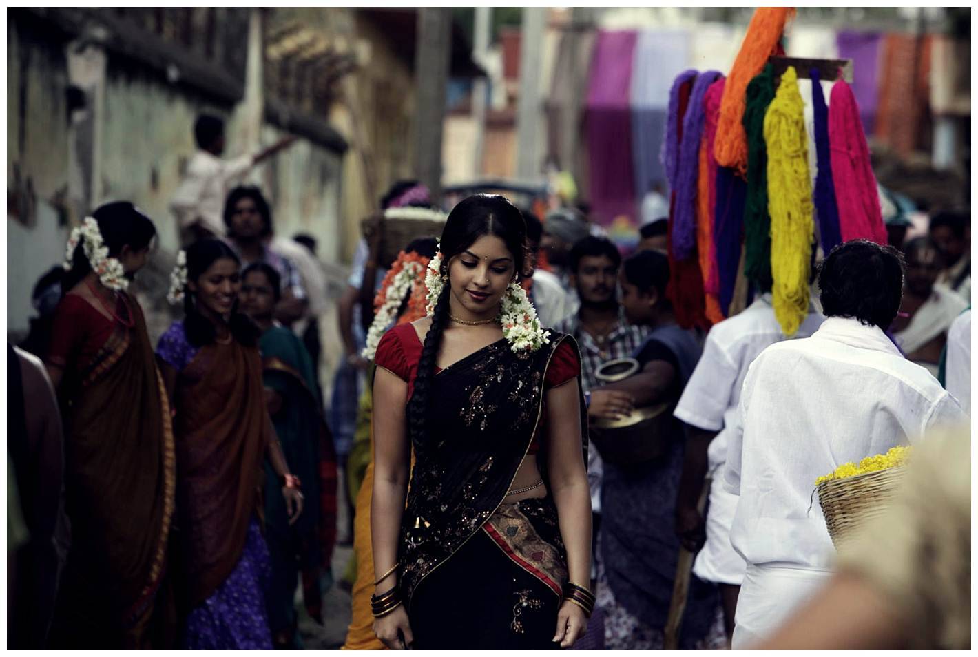 Richa Gangopadhyay in Osthi Movie Stills | Picture 433583