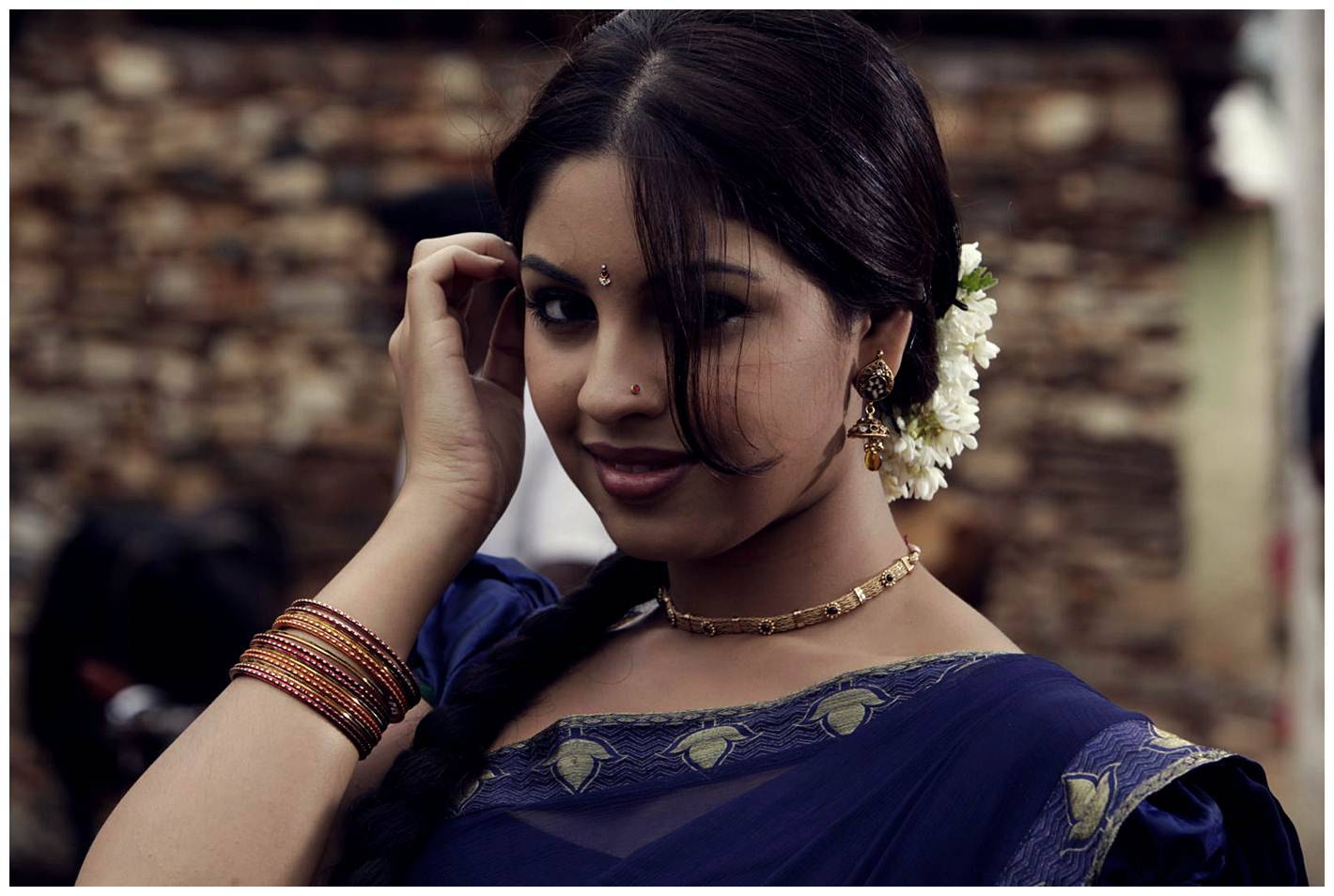 Richa Gangopadhyay in Osthi Movie Stills | Picture 433631