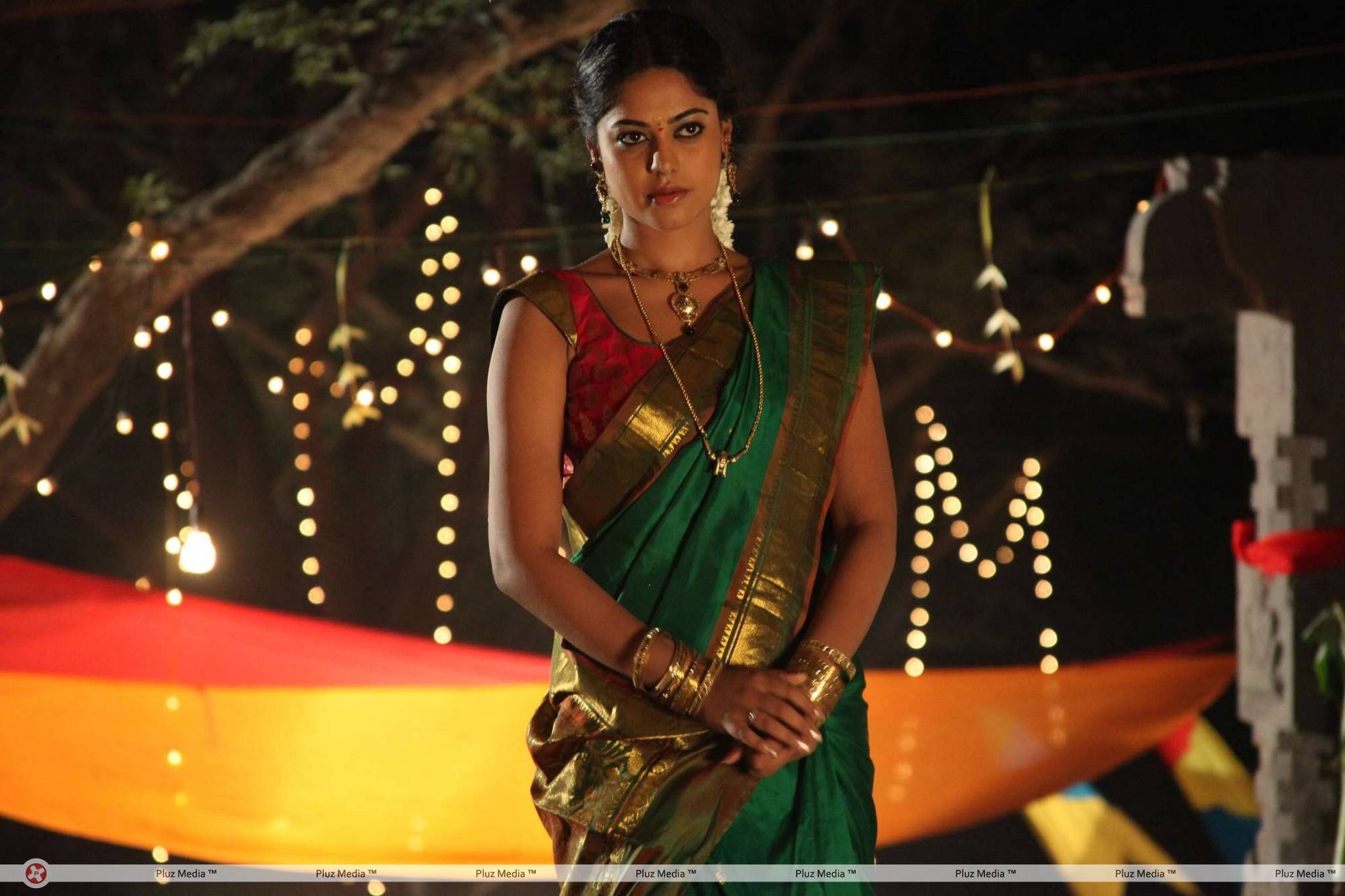 Bindu Madhavi - Thesingu Raja Movie Stills | Picture 443725