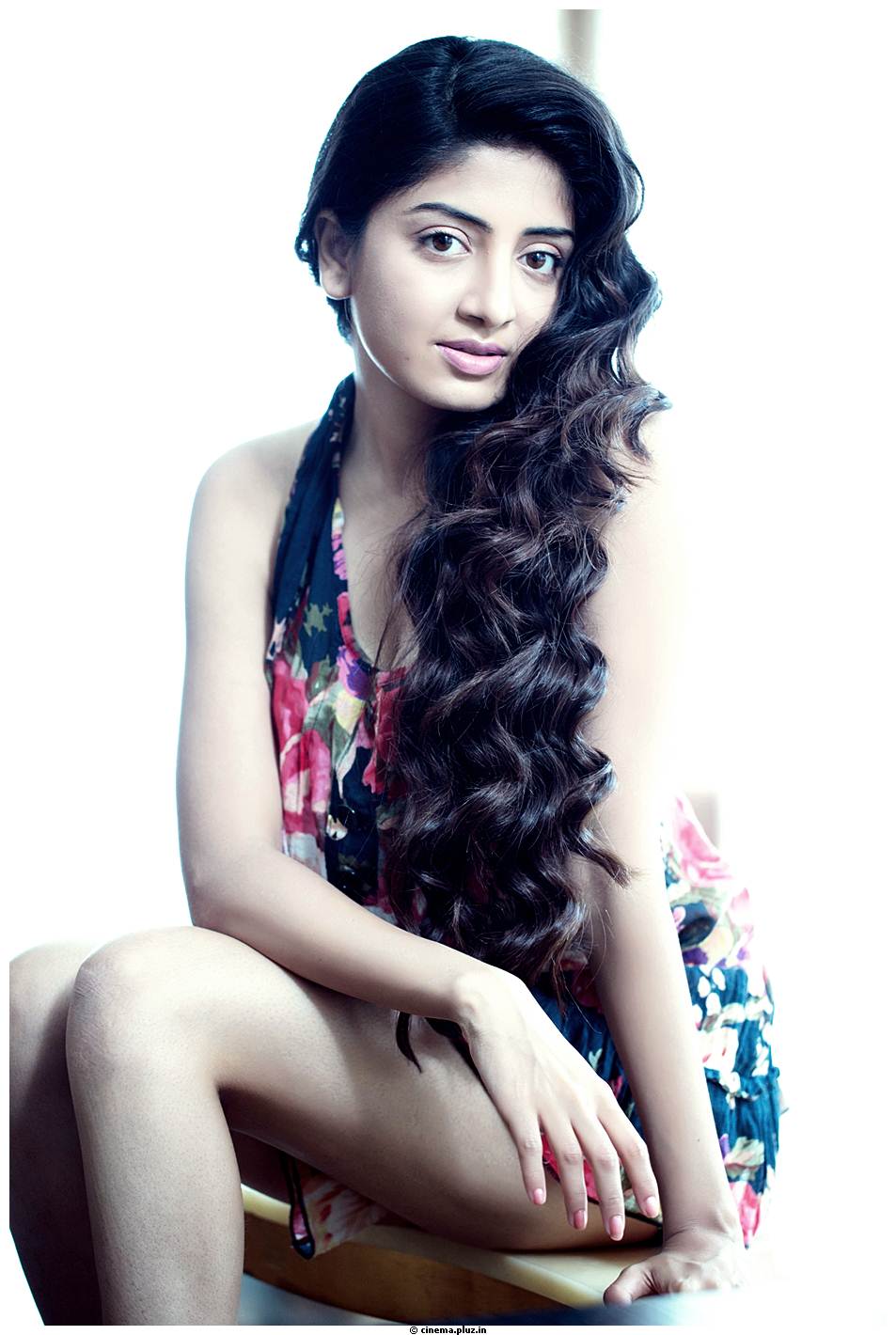 Actress Poonam Kaur Unseen Photoshoot Stills | Picture 530628