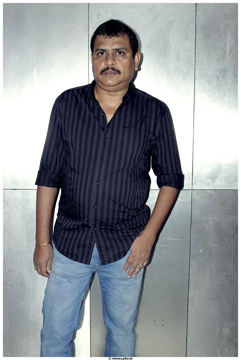 S. Ezhil - Desingu Raja Movie Team Interview Stills | Picture 531979