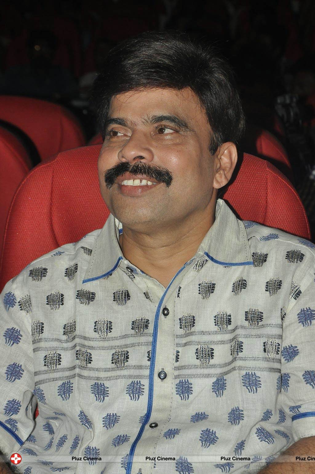 Powerstar Srinivasan - Summa Nachunu Iruku Movie Press Show Stills | Picture 557828