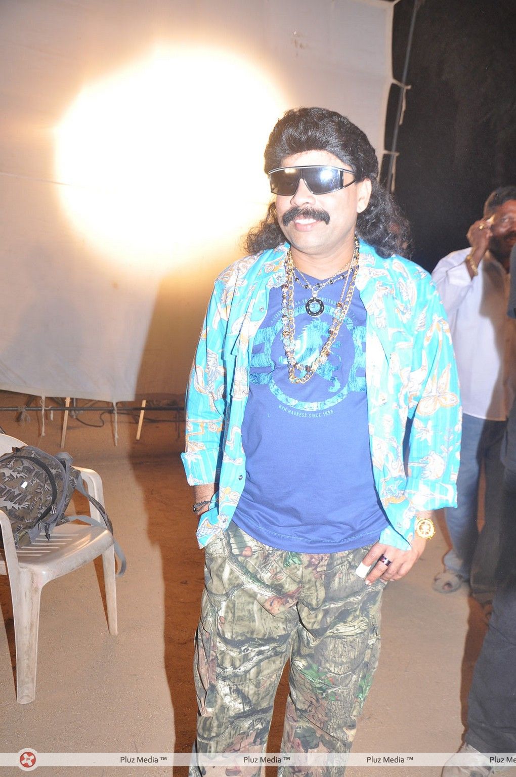 Powerstar Srinivasan - Onbathula Guru Movie Shooting Spot Stills | Picture 378677