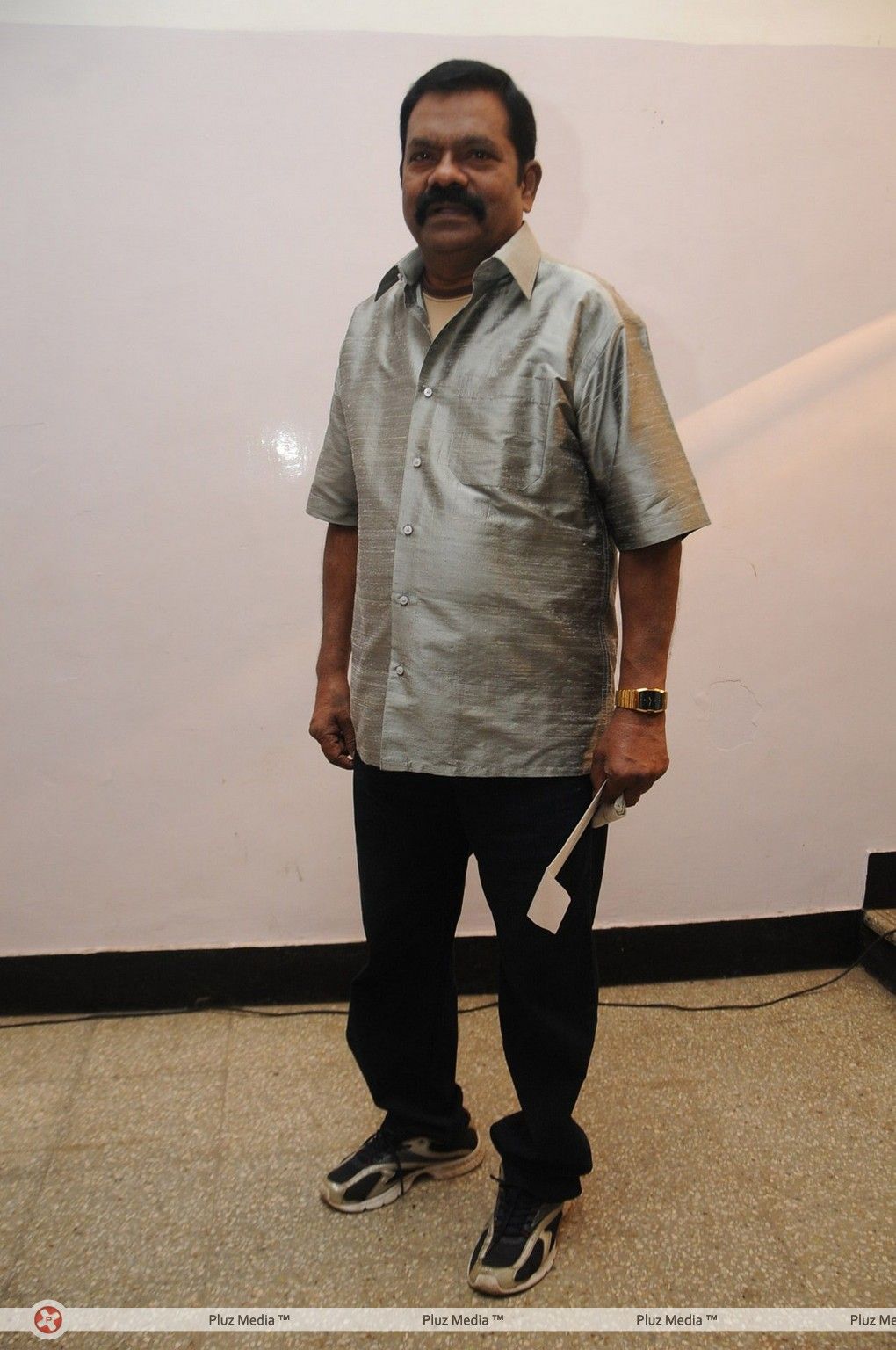 Vinu Chakravarthy - Alandur Fine Arts Awards 2013 Pictures | Picture 354446