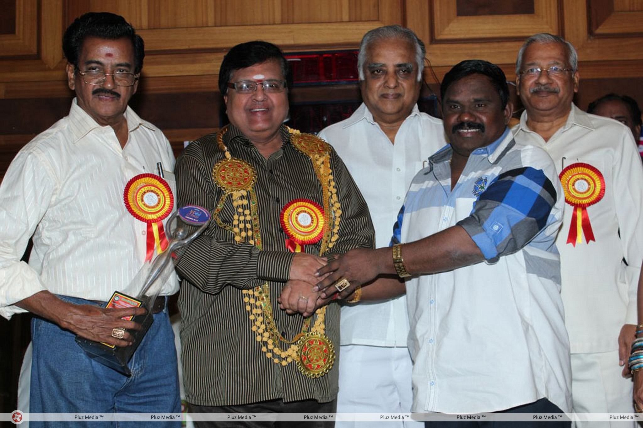 Benze Vaccations Club Awards 2013 Stills | Picture 354468