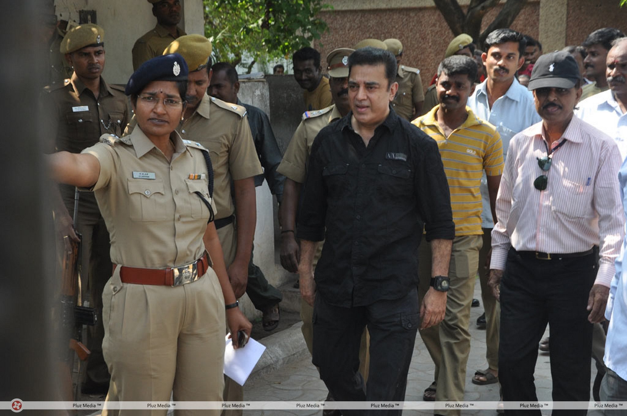 Kamal files a Complaint with ADGP  Stills | Picture 358182