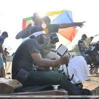 A. V. Vasanth Praises  Director Bala At Kalla Thuppaki Shooting Spot Stills | Picture 368026
