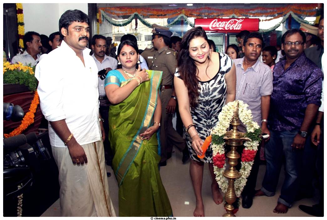Namitha Launches Hotel Stills | Picture 506477