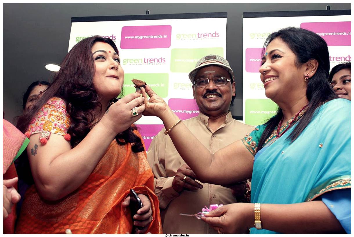 Actress Kushboo Inaugurate Green Trends Stills | Picture 508640