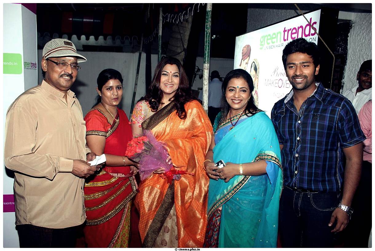 Actress Kushboo Inaugurate Green Trends Stills | Picture 508642