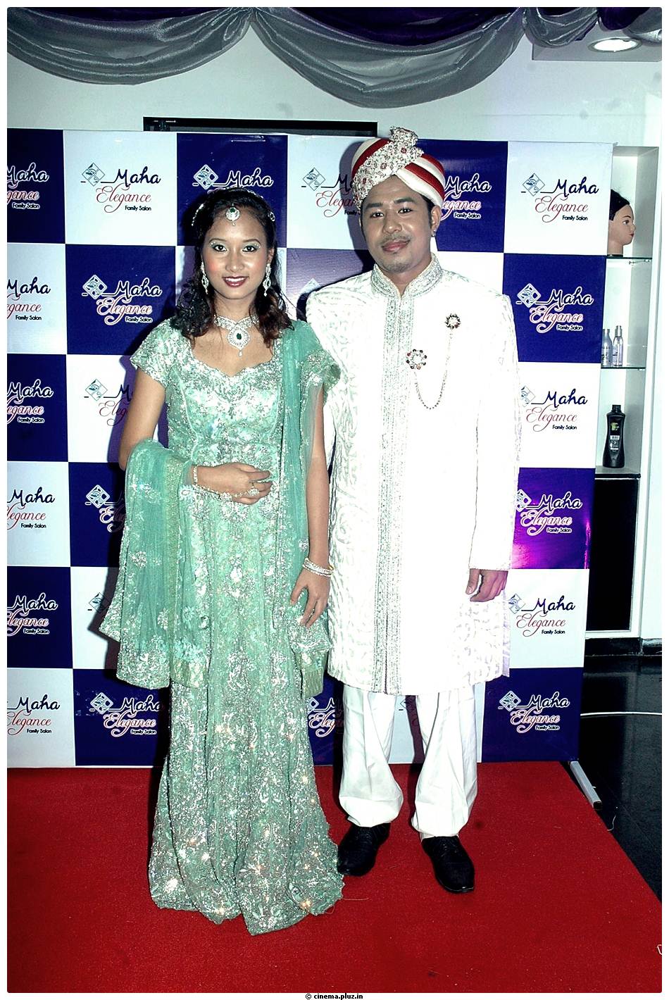 Simran Launches Maha Elegance Family Salon Photos | Picture 511156