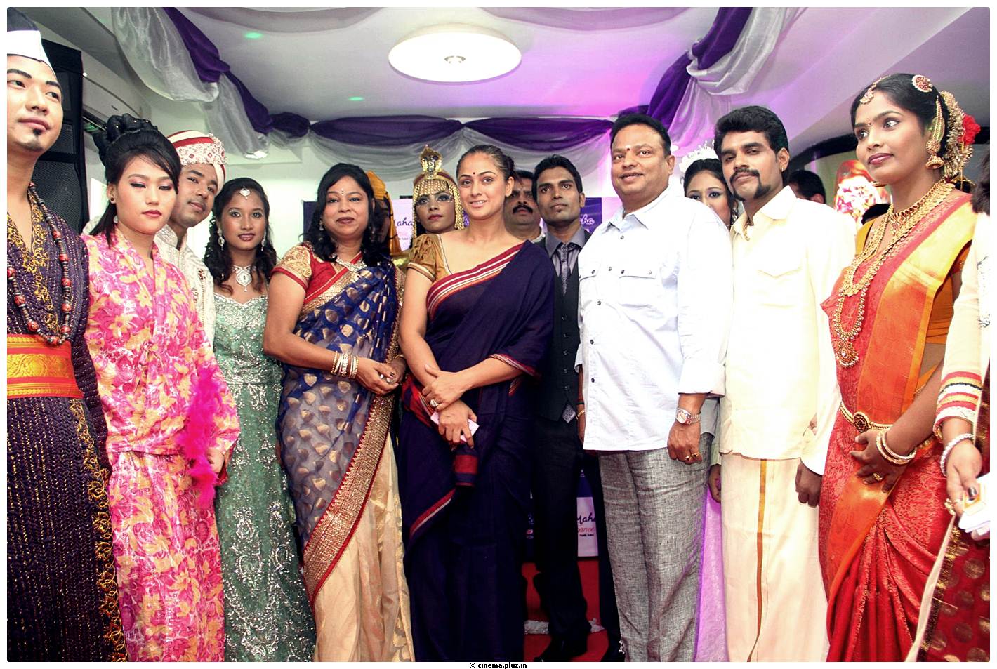 Simran Launches Maha Elegance Family Salon Photos | Picture 511157