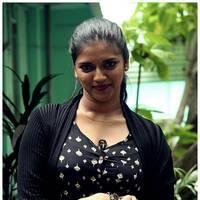 Vasundhara Kashyap - Sonna Puriyathu Movie Team Interview Photos | Picture 515877