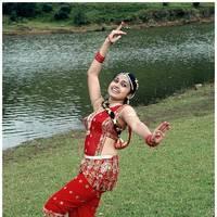 Sija Rose - Madhavanum Malarvizhiyum Movie Stills | Picture 475086