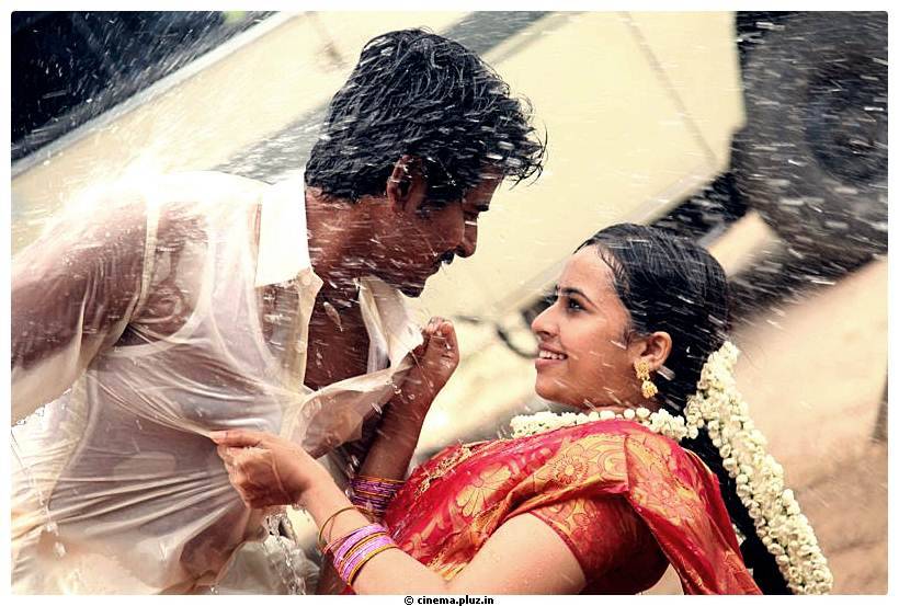 Varutha Padatha Valibar Sangam Movie Stills | Picture 481288