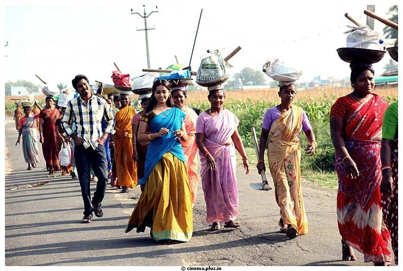 Varutha Padatha Valibar Sangam Movie Stills | Picture 481303