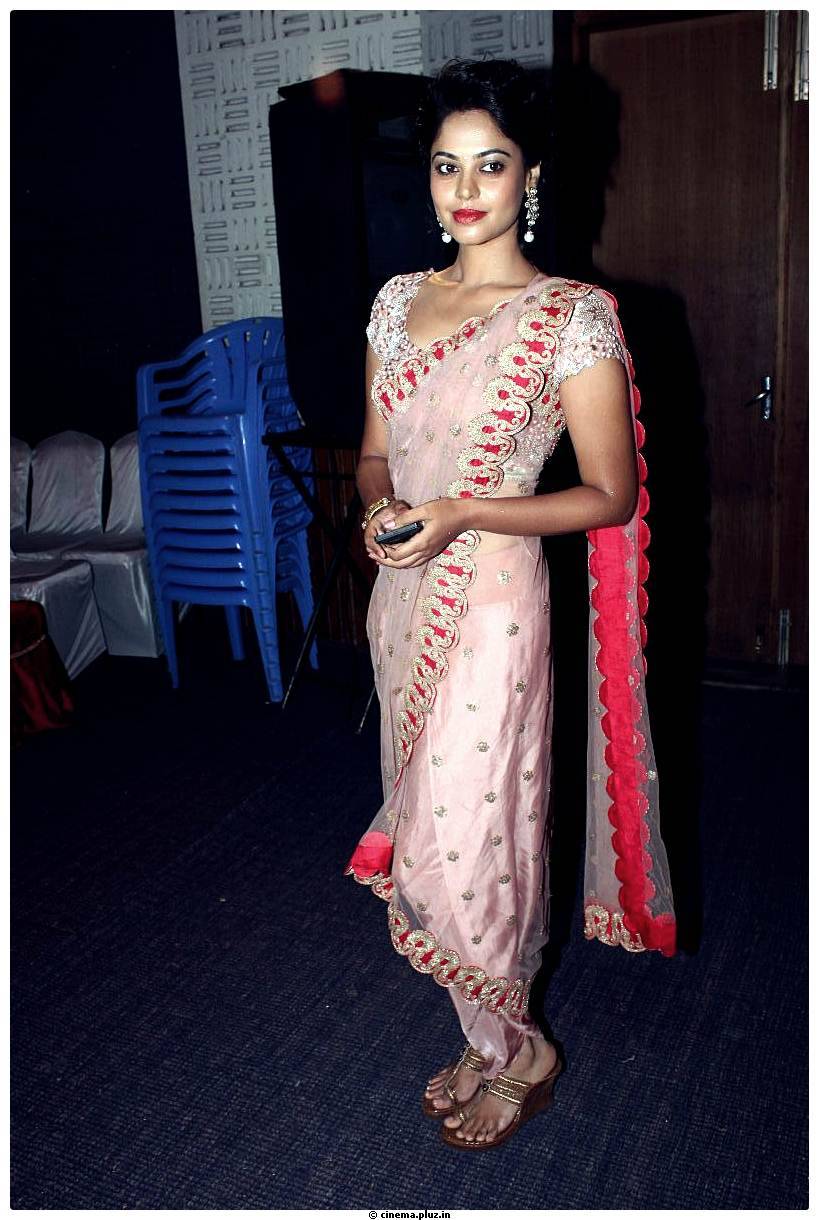 Bindu Madhavi - Desingu Raja Movie Press Meet Stills | Picture 486977