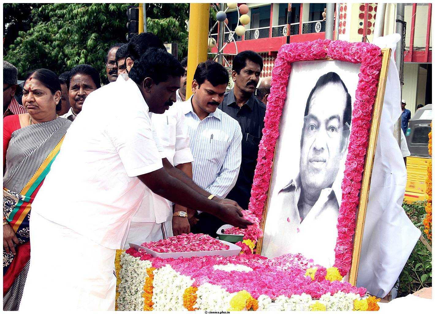 Kannadasan 87th Birthday Celebration at his statue at T. Nagar Stills | Picture 491168