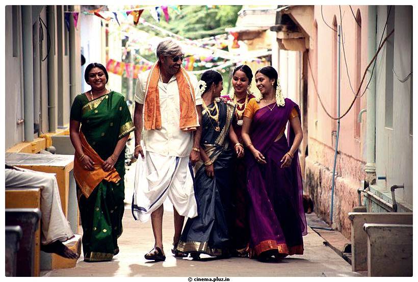 Varutha Padatha Valibar Sangam Movie Stills | Picture 492766