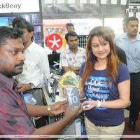 Sonia Agarwal Launches BlackBerry Z10 Stills | Picture 396348
