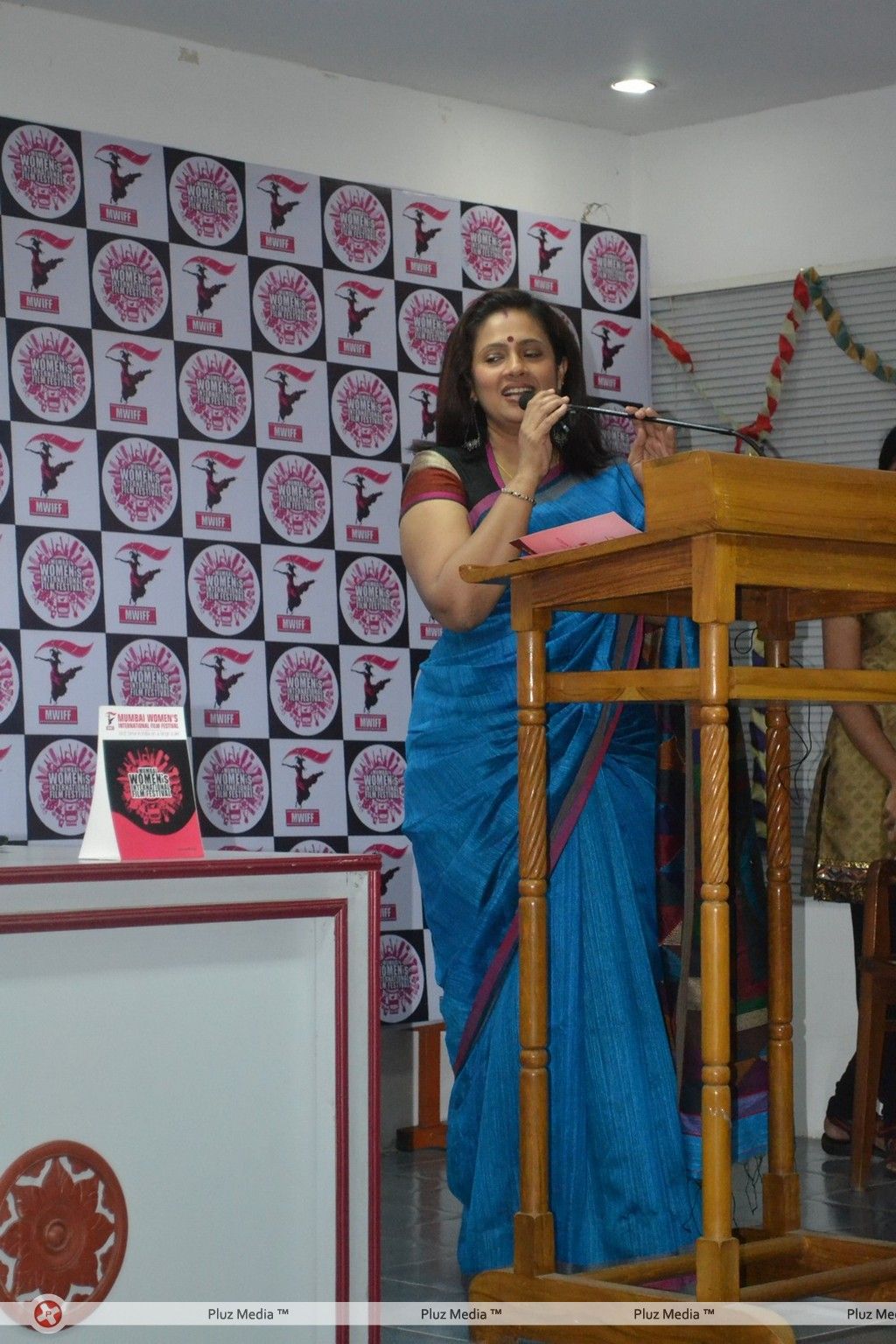 Lakshmi Ramakrishnan - Mumbai's Women Film Festival Press Meet Stills | Picture 400790