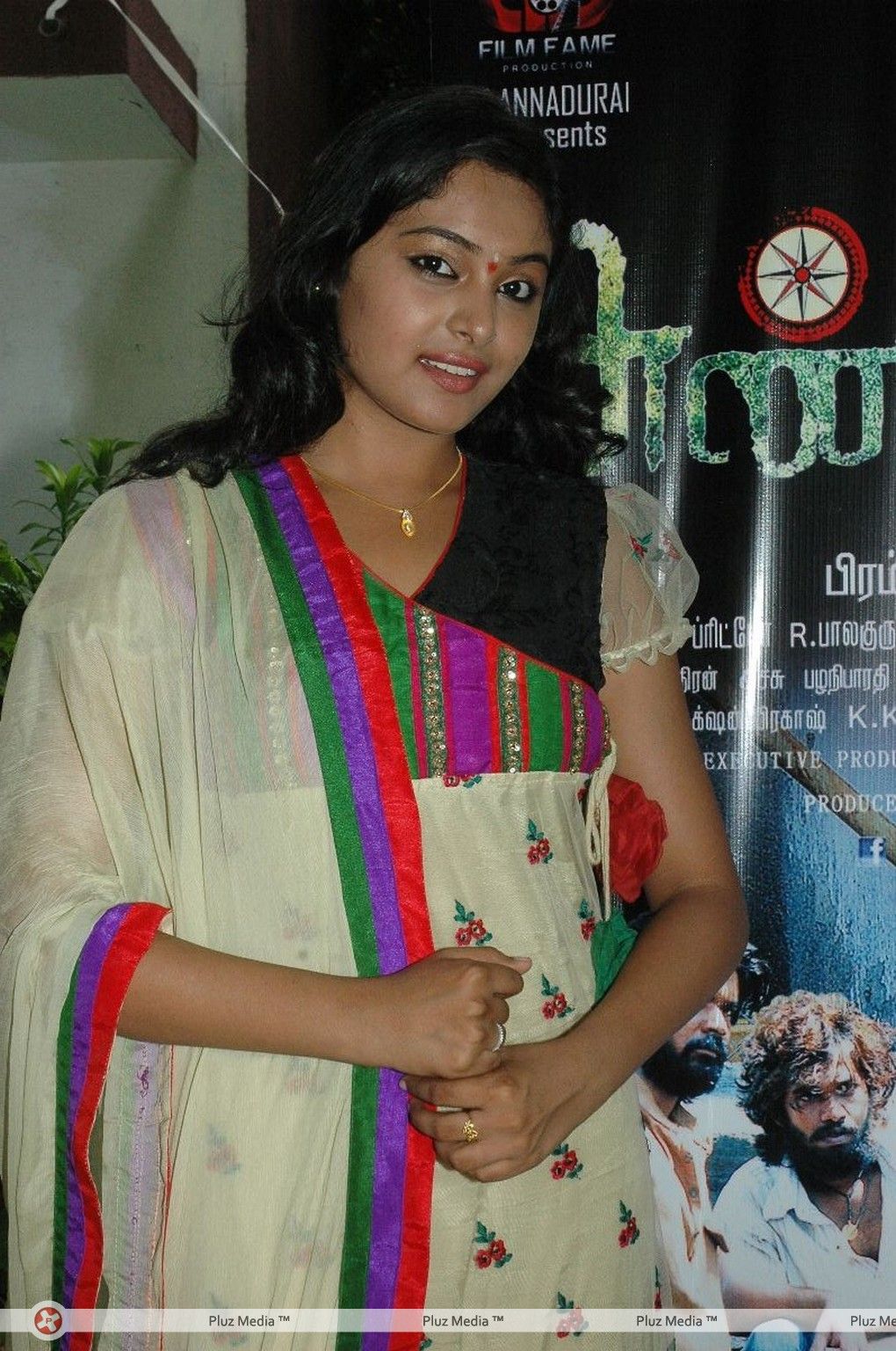 Arundhati (Actress) - Sundattam Movie Press Show Stills | Picture 400641