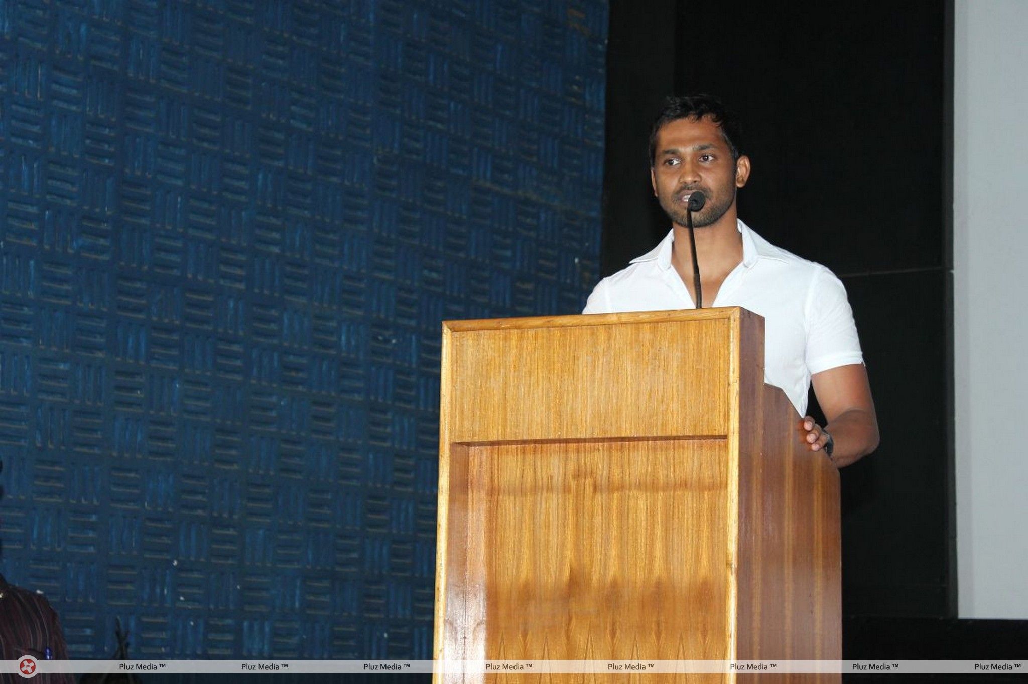 Vallinam First Look Launch Press Meet Pictures | Picture 403500