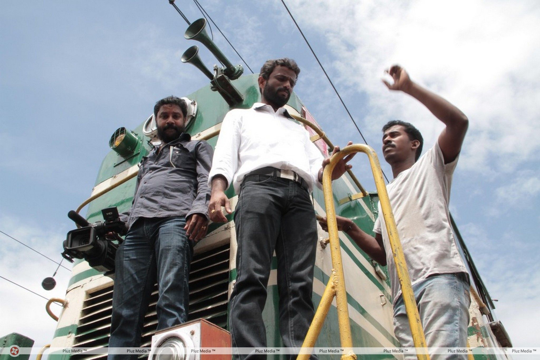 Kedi Billa Killadi Ranga Movie Shooting Spot Stills | Picture 411130