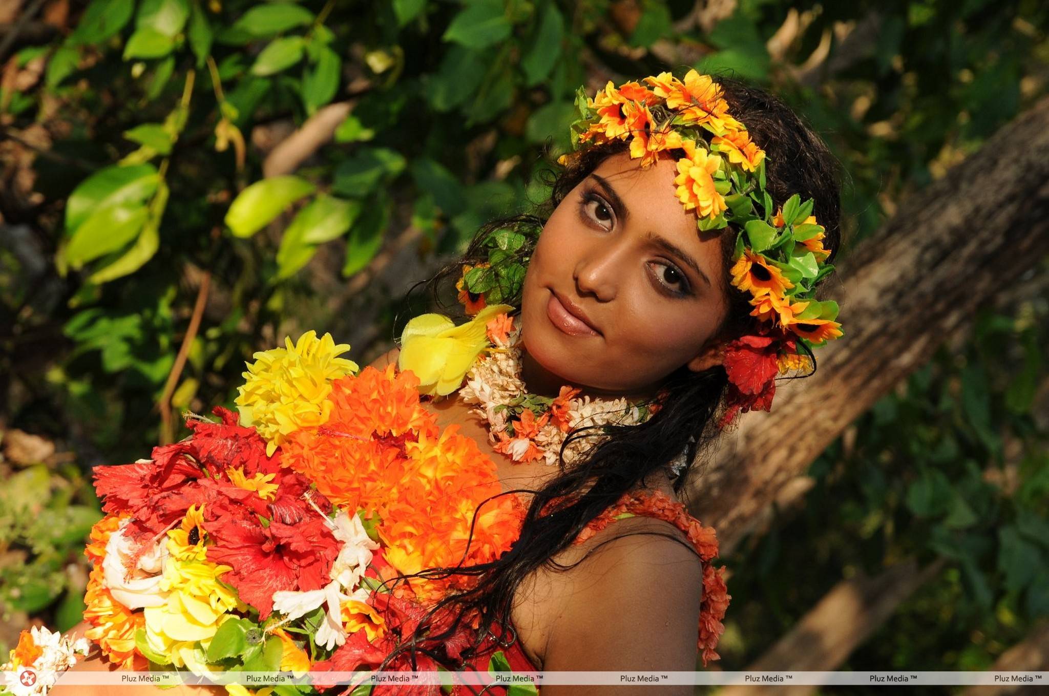 Sneghal - Naalu Perum Romba Nallavanga Movie Photos | Picture 455093