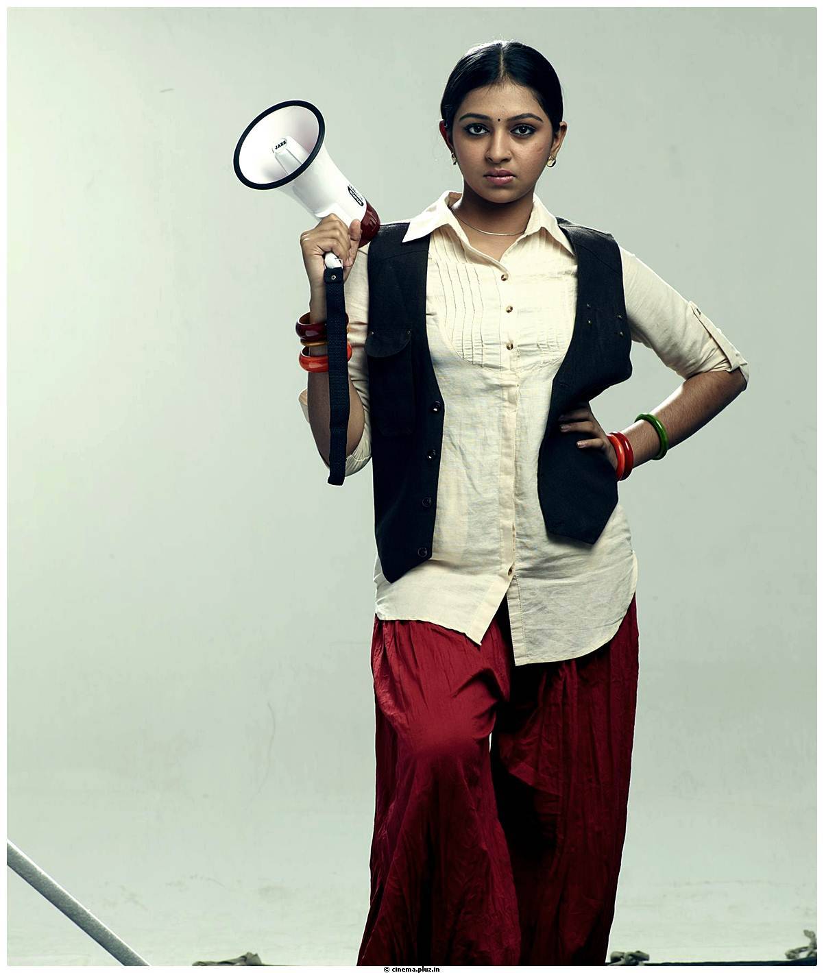 Lakshmi Menon - Sippai Movie First Look Photo Shoot Stills | Picture 465366