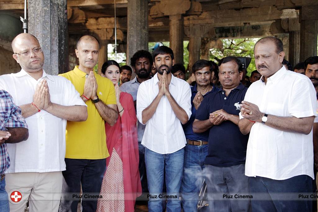 Anegan Movie Pooja at Pondicherry Sivan Temple Stills | Picture 560415