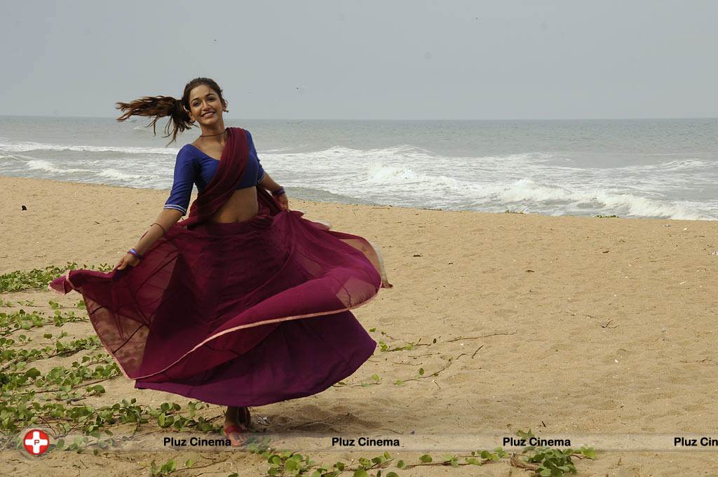 Anaika Soti - Naanthanda Movie Stills | Picture 562927