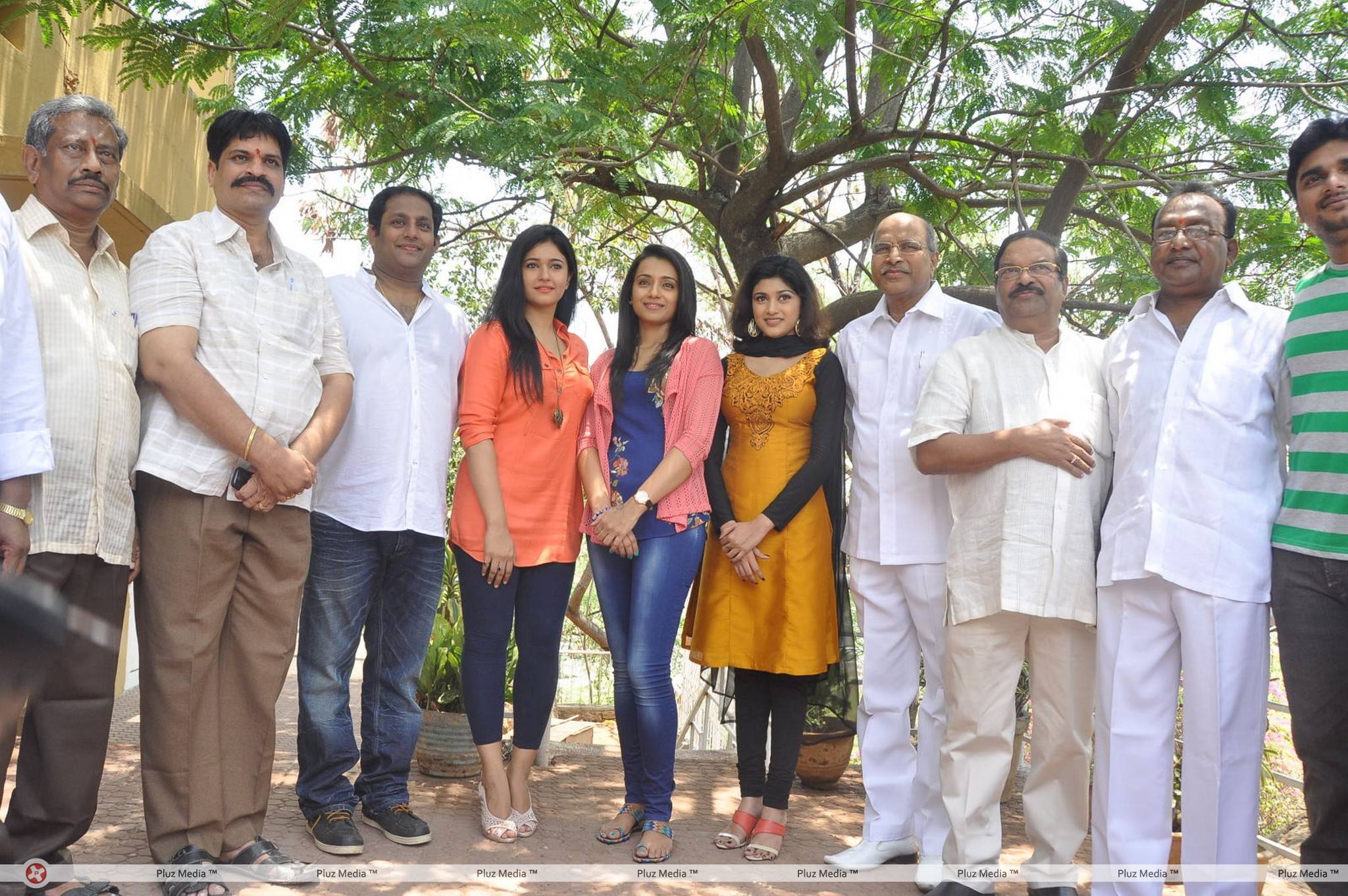H Productions No.6 Movie Launch Stills | Picture 452893