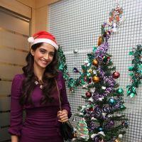 Sonam Kapoor Ahuja - Christmas Theme posing by Sonam Kapoor & Veena Malik - Pictures | Picture 144195