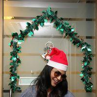 Veena Malik - Christmas Theme posing by Sonam Kapoor & Veena Malik - Pictures | Picture 144197