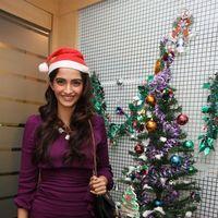 Sonam Kapoor Ahuja - Christmas Theme posing by Sonam Kapoor & Veena Malik - Pictures | Picture 144209