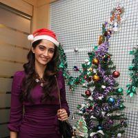 Sonam Kapoor Ahuja - Christmas Theme posing by Sonam Kapoor & Veena Malik - Pictures | Picture 144213