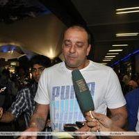 Sanjay Dutt - Sanjay Dutt with wife & twin kids snapped at Mumbai International Airport - Pictures | Picture 144175