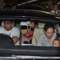 Sanjay Dutt with wife & twin kids snapped at Mumbai International Airport - Pictures | Picture 144177