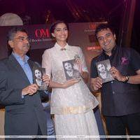 Sonam Kapoor at Khalid Mohammed's book launch - Photos