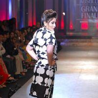 Kareena Kapoor Hot Ramp Walk At Lakme Fashion week - Photos | Picture 247794