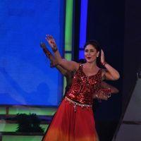 Kareena Kapoor - CREDAI Awards 2012 Photos | Picture 249068