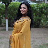 Veena Malik Latest Stills in Saree | Picture 339350