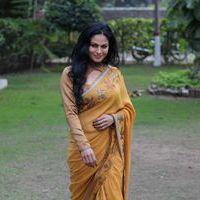 Veena Malik Latest Stills in Saree | Picture 339353