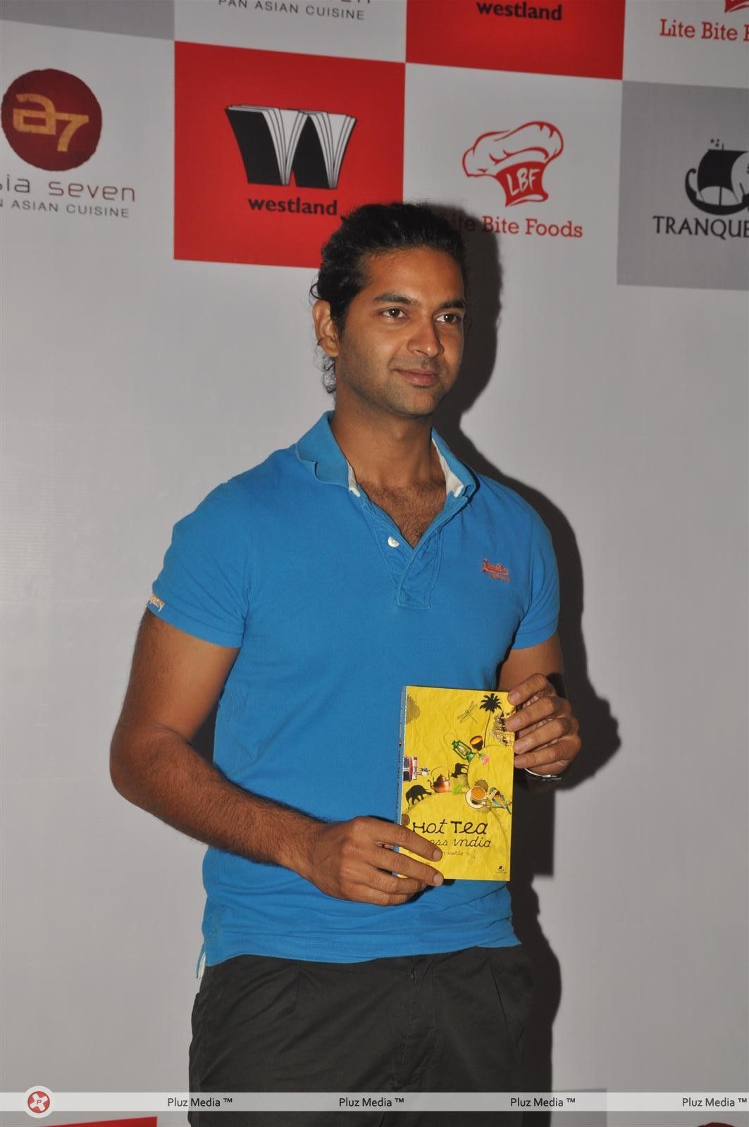 Photos - Purab Kohli launches the book Hot Tea Across India | Picture 159563