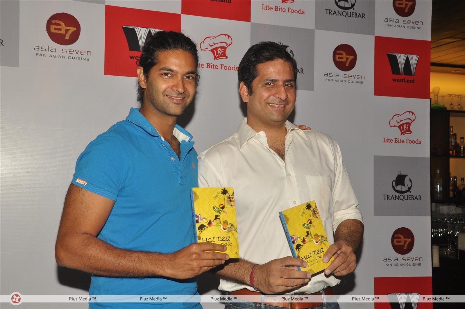 Photos - Purab Kohli launches the book Hot Tea Across India | Picture 159567