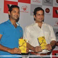 Photos - Purab Kohli launches the book Hot Tea Across India | Picture 159568